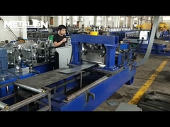 Narrow coil flying cutting to length machine
