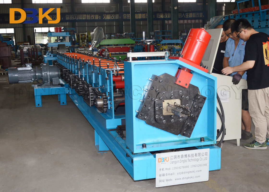 16 Stations 3mm Upright Rack Rolling Machine With Hydraulic Cutting