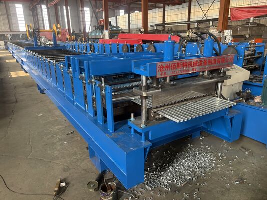 亜鉛メッキ鋼板1.2mm用大壁パネルロール成形機、生産速度15m/分、成形ステーション49基
